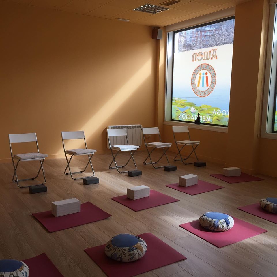 Awen Yoga - San Sebastian Donostia - Centro de Equilibrio Humano